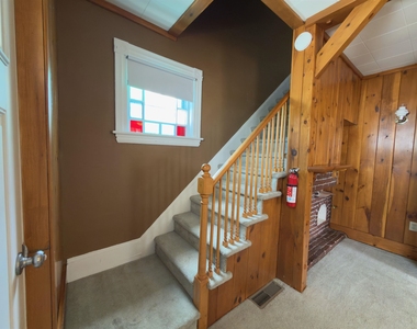 246 E Mason - Photo Thumbnail 14