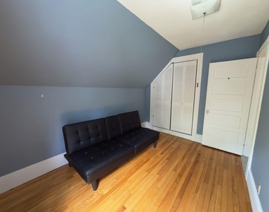 246 E Mason - Photo Thumbnail 20