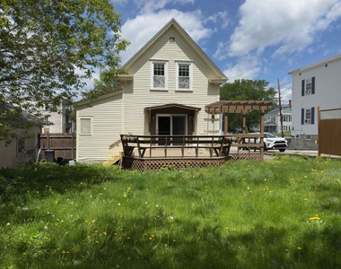 246 E Mason - Photo Thumbnail 5