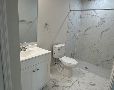 1205 Gleason Parkway - Photo Thumbnail 7