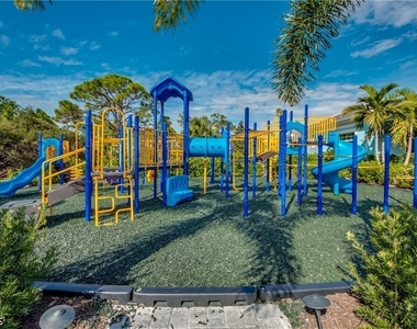 3420 Cancun Court - Photo Thumbnail 34