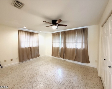 1637 S Mayfair Road - Photo Thumbnail 13