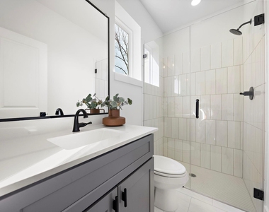835 Elkhart Street - Photo Thumbnail 29