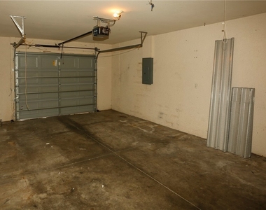 4754 Leonard Boulevard S - Photo Thumbnail 17