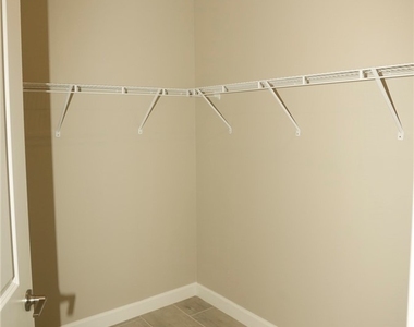 11380 Canopy Loop - Photo Thumbnail 28