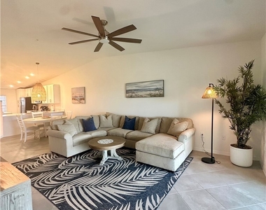 15265 Green Acres Avenue - Photo Thumbnail 18