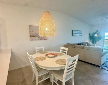 15265 Green Acres Avenue - Photo Thumbnail 9