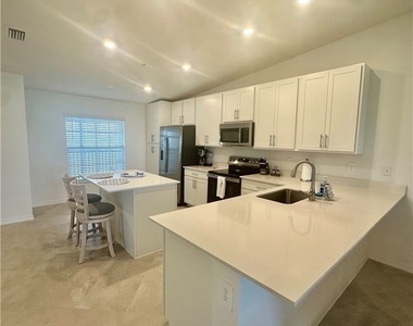 15265 Green Acres Avenue - Photo Thumbnail 26