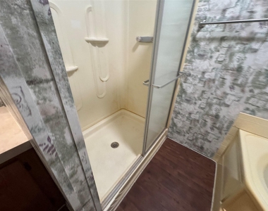 16415 Tamra Court - Photo Thumbnail 31