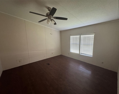 16415 Tamra Court - Photo Thumbnail 24