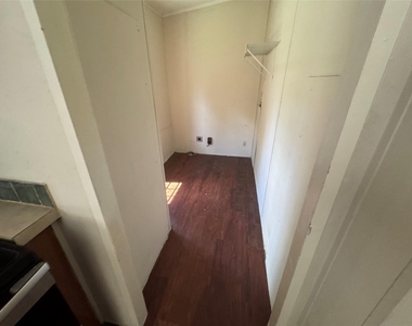16415 Tamra Court - Photo Thumbnail 11