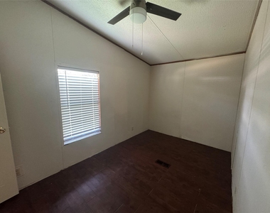 16415 Tamra Court - Photo Thumbnail 37