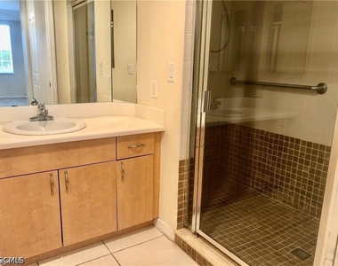 1101 Van Loon Commons Circle - Photo Thumbnail 6