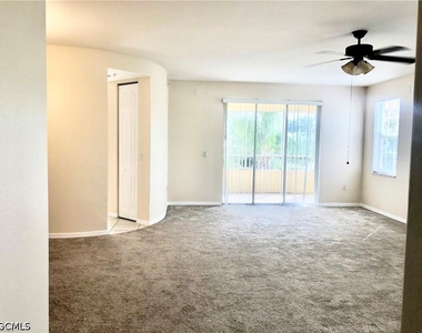 1101 Van Loon Commons Circle - Photo Thumbnail 4