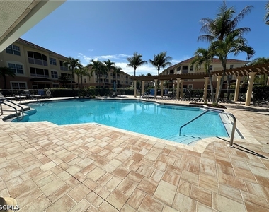 1101 Van Loon Commons Circle - Photo Thumbnail 18