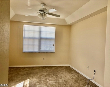 1101 Van Loon Commons Circle - Photo Thumbnail 7