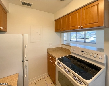 4009 Se 19th Avenue - Photo Thumbnail 5