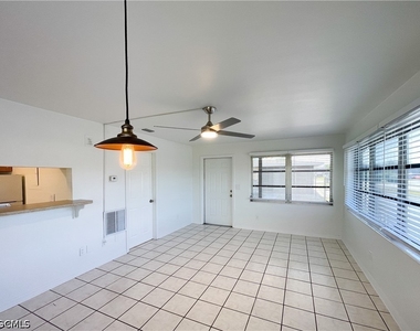 4009 Se 19th Avenue - Photo Thumbnail 2