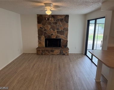 142 Se 1st Avenue - Photo Thumbnail 11