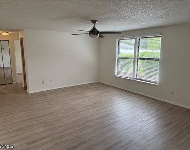 142 Se 1st Avenue - Photo Thumbnail 5