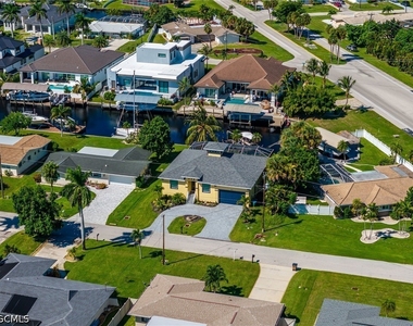 5310 Cocoa Court - Photo Thumbnail 13