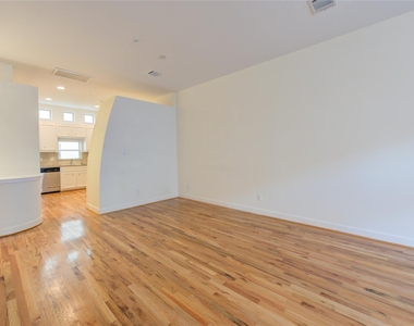 2710 Hullsmith Drive - Photo Thumbnail 36