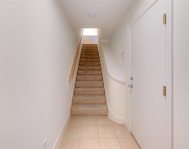 2710 Hullsmith Drive - Photo Thumbnail 4