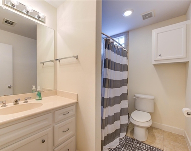 2710 Hullsmith Drive - Photo Thumbnail 6