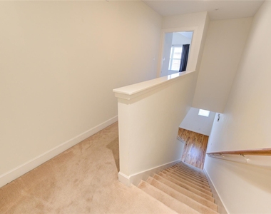 2710 Hullsmith Drive - Photo Thumbnail 22