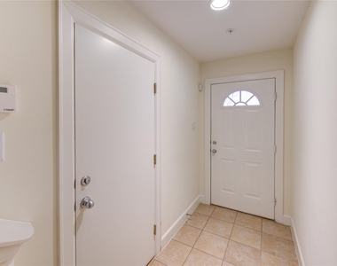 2710 Hullsmith Drive - Photo Thumbnail 5