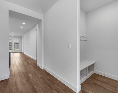 30039 Gold Finch Place - Photo Thumbnail 24