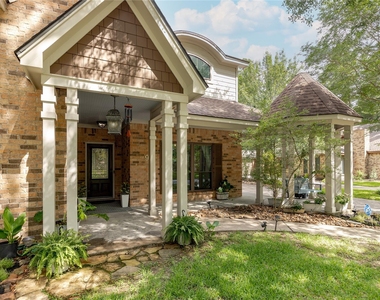 9 Mallard Glen Place - Photo Thumbnail 1