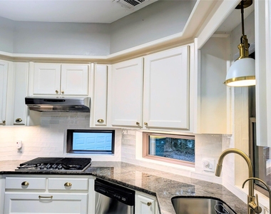 9 Mallard Glen Place - Photo Thumbnail 42