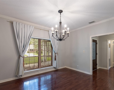 9 Mallard Glen Place - Photo Thumbnail 7