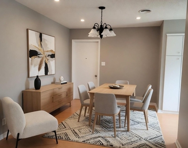 5527 Darnell Street - Photo Thumbnail 5