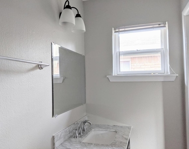 5527 Darnell Street - Photo Thumbnail 20