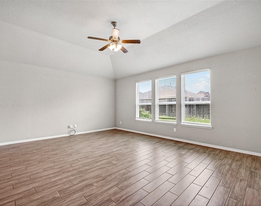 20606 Iron Timber Lane - Photo Thumbnail 15