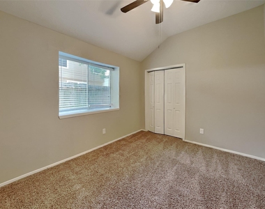 13215 Noblecrest Drive - Photo Thumbnail 11