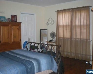 147 Phelps - Photo Thumbnail 10