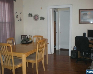147 Phelps - Photo Thumbnail 8