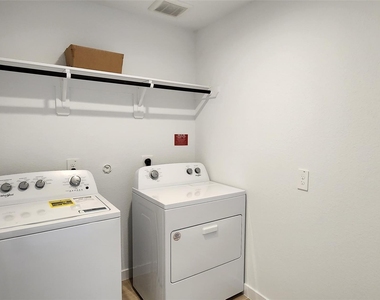 4031 Pierce Place Lane - Photo Thumbnail 19