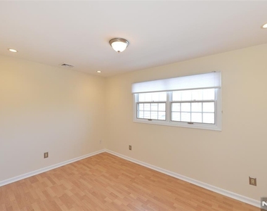 140 Bellair - Photo Thumbnail 18