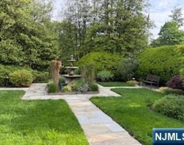 140 Bellair - Photo Thumbnail 1