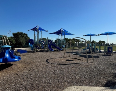 13125 Cobalt Cove Court - Photo Thumbnail 18