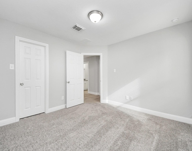 19618 Beachy Court - Photo Thumbnail 22