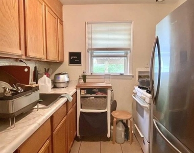 350 Gilbert - Photo Thumbnail 5