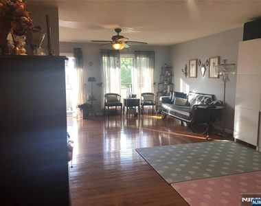 82 Meadowview - Photo Thumbnail 3