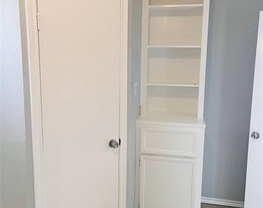3910 Hidden Glen Drive - Photo Thumbnail 25