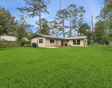 3711 Manor Lane - Photo Thumbnail 19