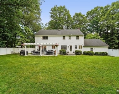 105 Deerhorn - Photo Thumbnail 25
